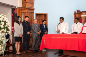 IMG_2555 (Personnalisé) IMG_2555 (Personnalisé)